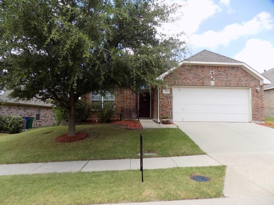 414 Dartmoor Drive. Mature landscape with nice hil