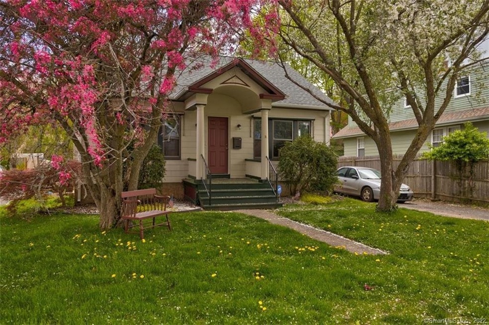 35 Fowler Ave, Meriden, CT 06451 - photo 1