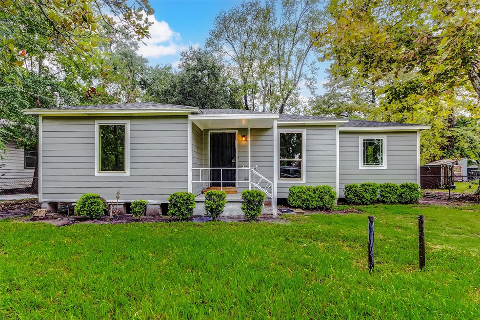 9015 Allwood St, Houston, TX 77016 - photo 1