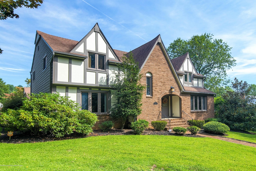 113 Hillyer Circle