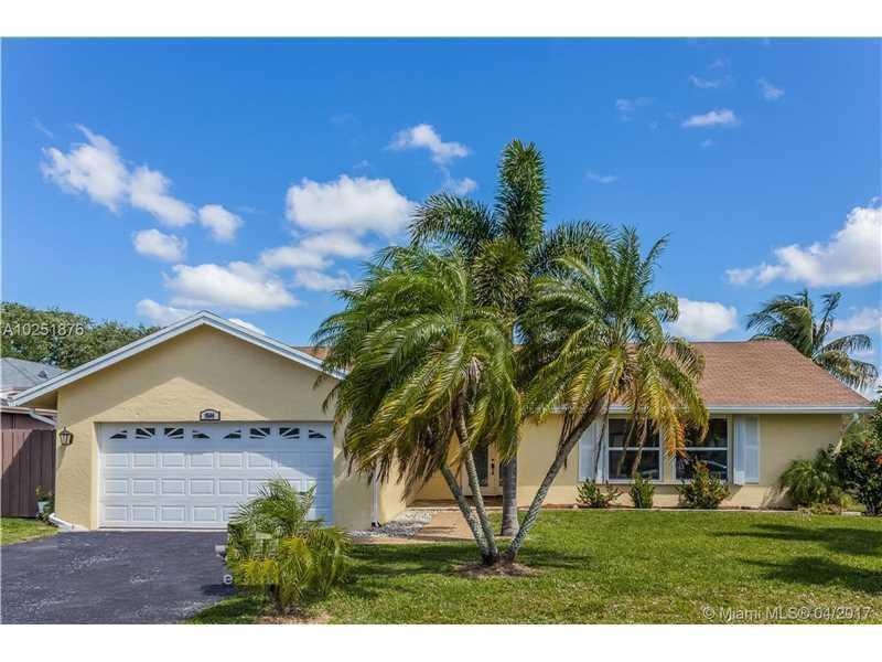 9506 Burlington Place, Boca Raton, FL 33434 - photo 1