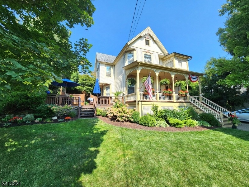 11 W End Ave, Newton, NJ 07860 - photo 1