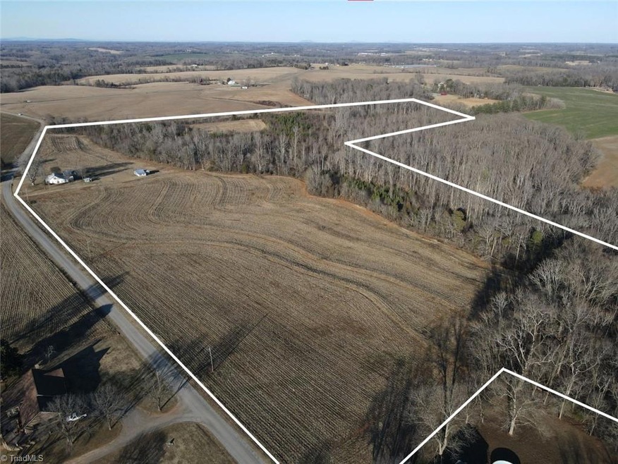 218 Jefferson Farm Rd, Statesville, NC 28625 - photo 1