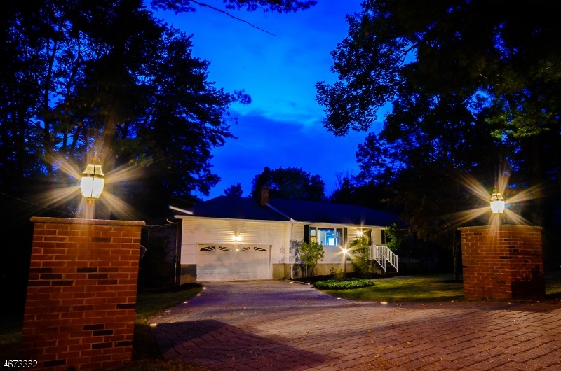 2 Roslyn Rd, Branchville, NJ 07826 - photo 1