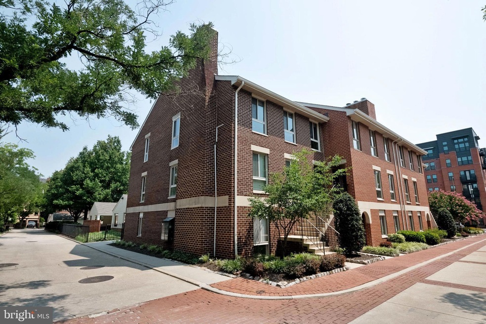 20 W Hill St, Baltimore, MD 21230 - photo 1