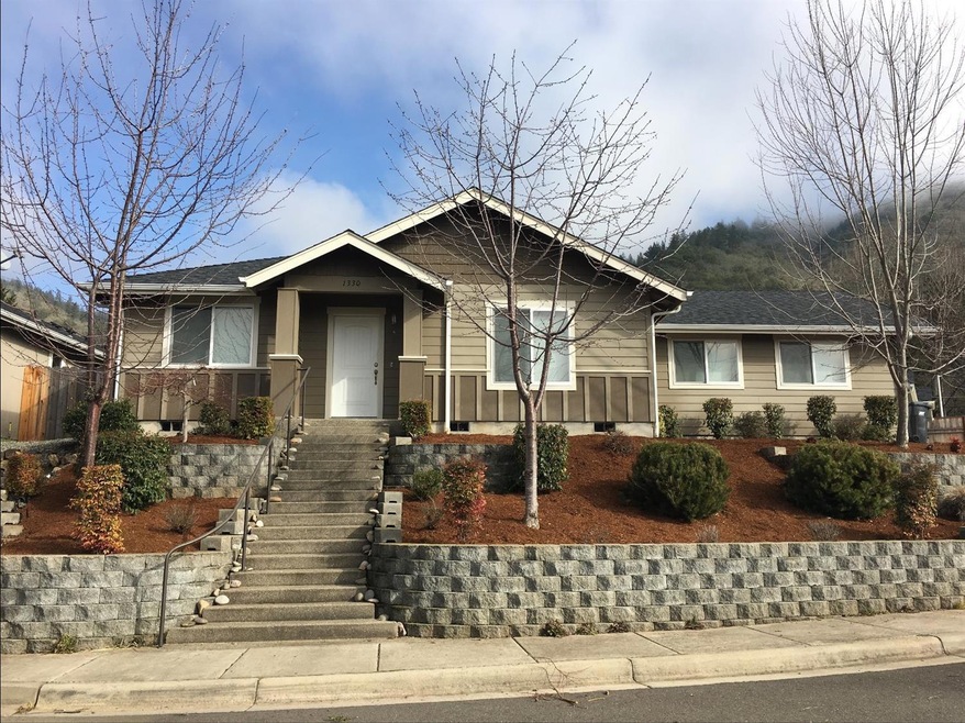 1330 NE Bea Villa View, Grants Pass, OR 97526 - photo 1