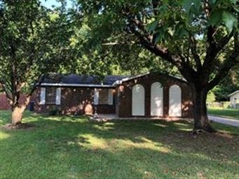 223 Stewart St, Prattville, AL 36067 - photo 1