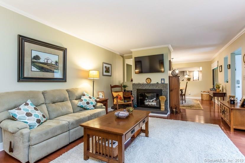 11 Conifer Ln unit 11, Avon, CT 06001 - photo 1