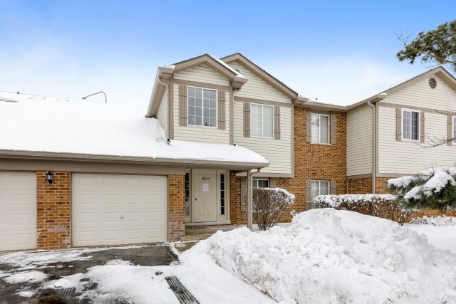 1513 Commodore Ct unit 1, Schaumburg, IL 60193 - photo 1