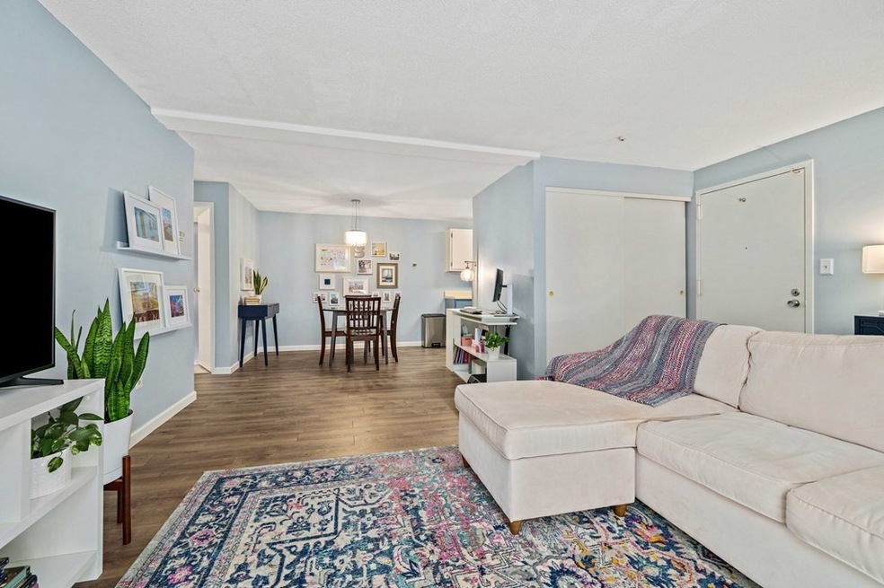 Sold $284,000 • Co-Listing Agent