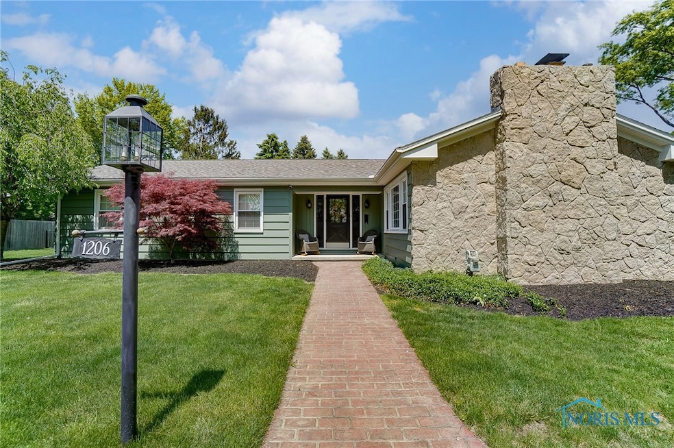 Sold $303,500 • Co-Listing Agent