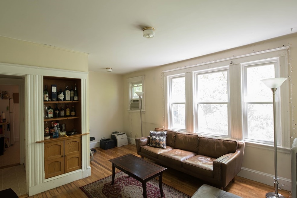 70-72 S Crescent Circuit unit 1, Boston, MA 02135 - photo 1