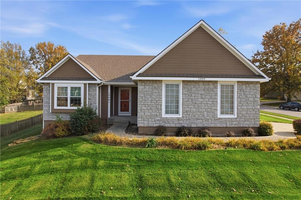 For Sale $419,000 • Co-Listing Agent