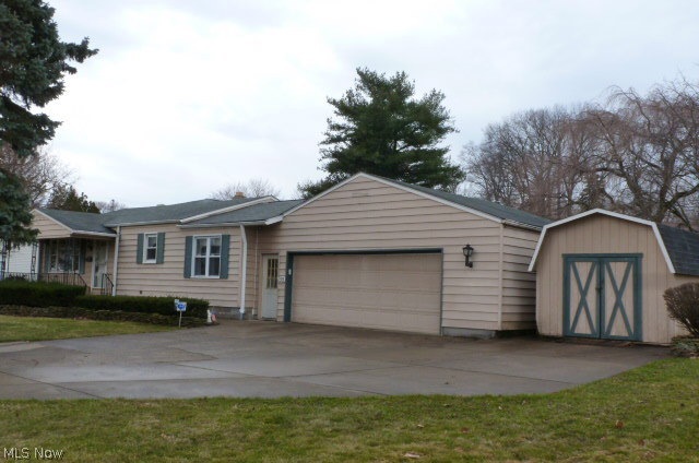 59 Iroquois St, Struthers, OH 44471 - photo 1