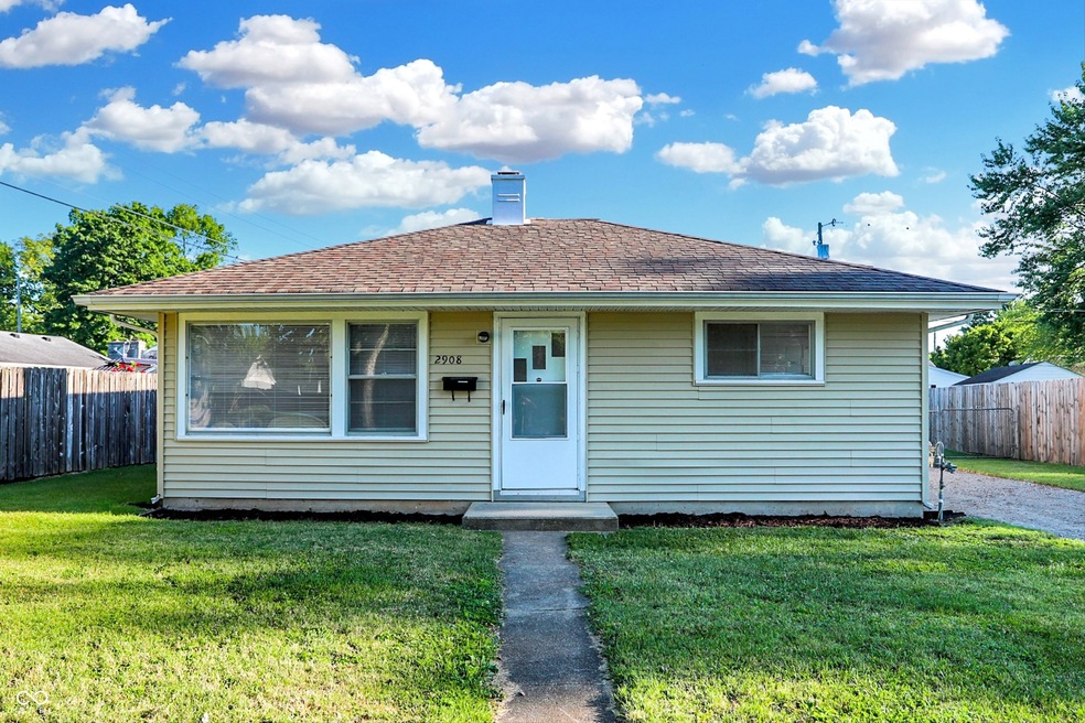 2908 14th St, Columbus, IN 47201 - photo 1