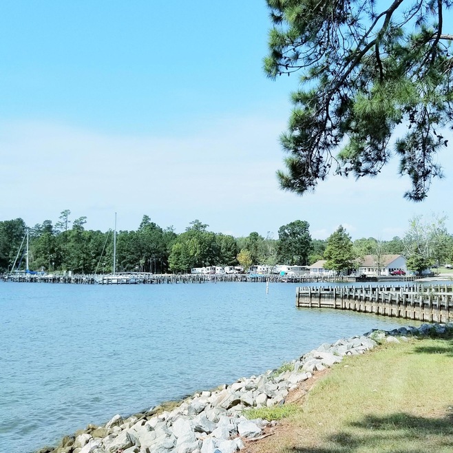 Lake View wide