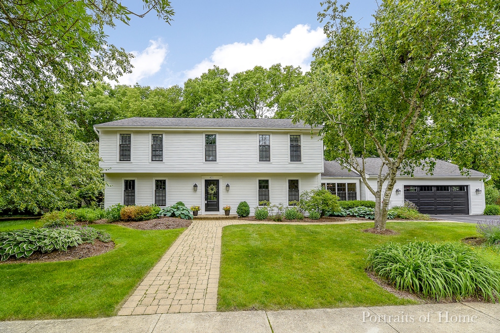 401 S Charles Ave unit 4, Naperville, IL 60540 - photo 1