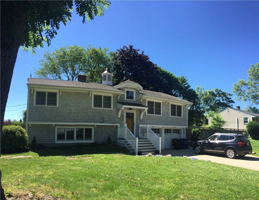 18 Madeline Dr, Newport, RI 02840 - photo 1