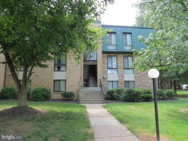 1014 Brinker Dr unit 102, Hagerstown, MD 21740 - photo 1