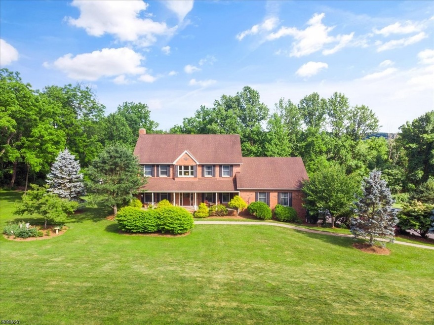 8 Poppys Ct, Columbia, NJ 07832 - photo 1