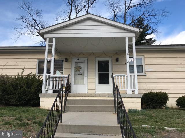 1108 W Church St, Hagerstown, MD 21740 - photo 1