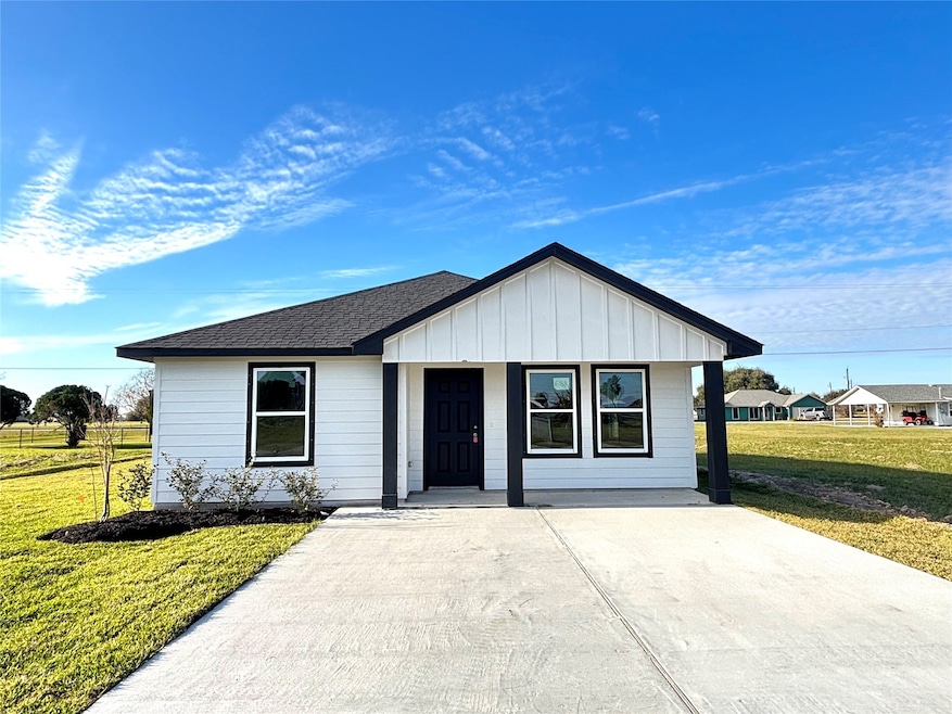 For Sale $289,800 • Co-Listing Agent