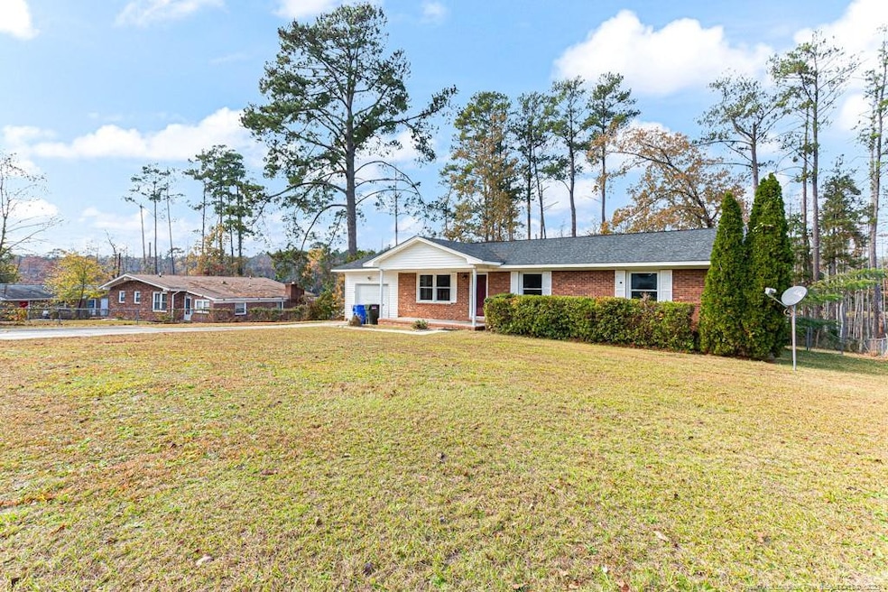 259 Brewster Dr, Fayetteville, NC 28303 - photo 1