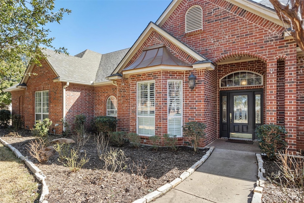 2204 Wood Duck Ln, Granbury, TX 76049 - photo 1