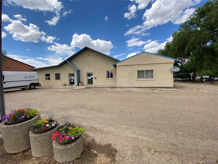 258 E Main St, Rangely, CO 81648 - photo 1