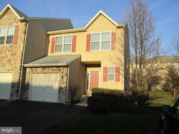 76 Chadwick Cir unit 11E, Norristown, PA 19403 - photo 1