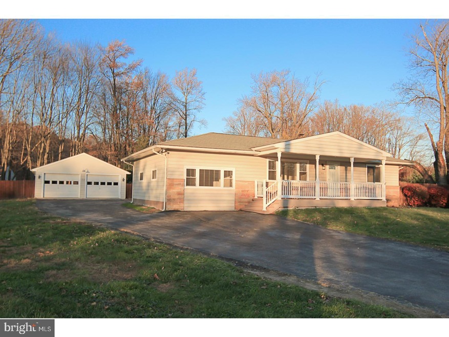 932 Naamans Creek Rd, Garnet Valley, PA 19060 - photo 1