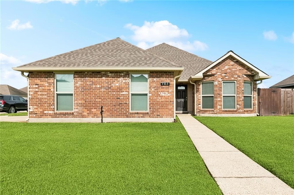305 S River Pointe, La Place, LA 70068 - photo 1