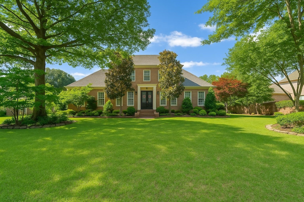 Welcome to 9245 Forest Estates Cove, a distinguished residence nestled in a quiet cove in prestigious Germantown, TN. This exquisite 5-bedroom, 4.5-bathroom estate epitomizes luxury living, offering an unparalleled blend of elegance and comfort.