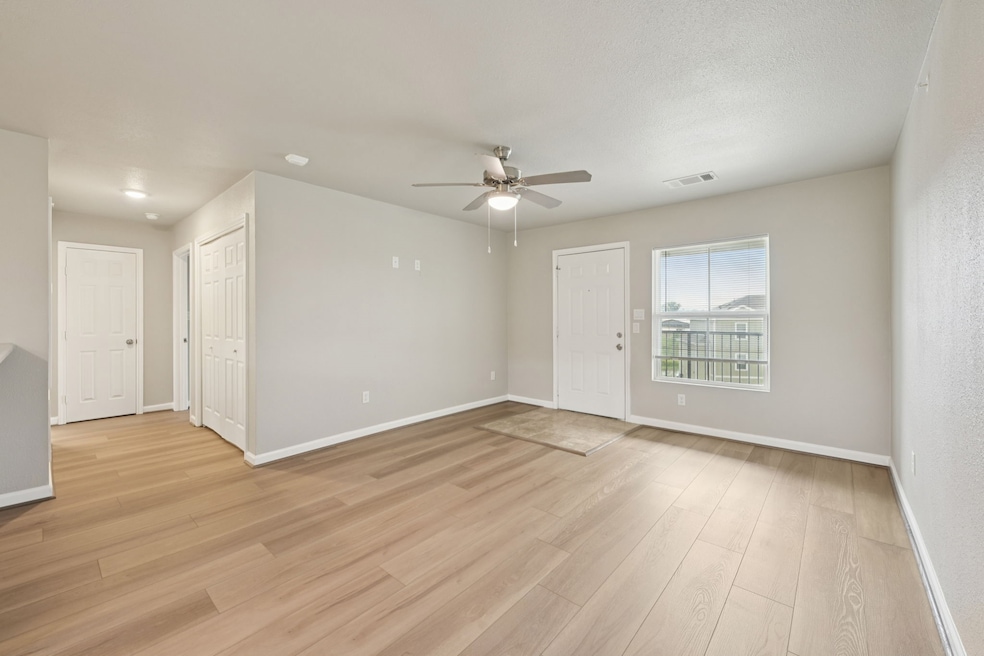 For Rent $1,100/month