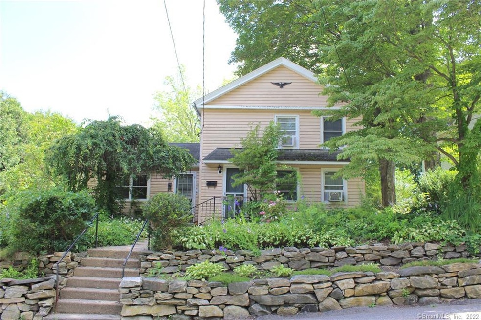 317 W Lake St unit 319, Winsted, CT 06098 - photo 1