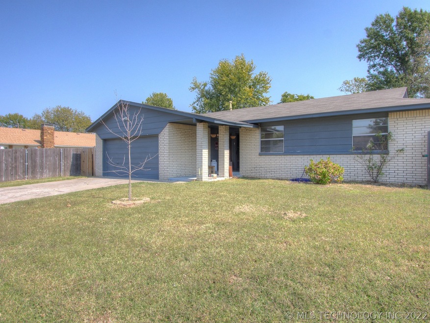 2505 S Sycamore Ave, Broken Arrow, OK 74012 - photo 1