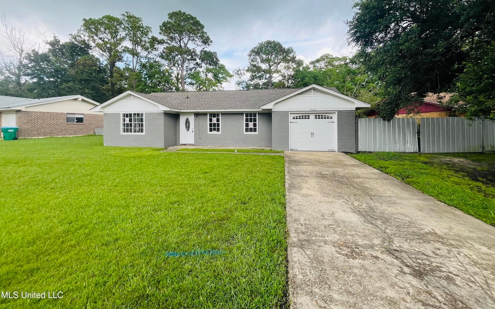 5616 Newcastle Dr, Gautier, MS 39553 - photo 1