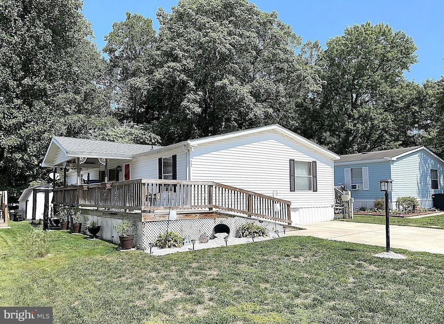 255 Rips Dr, Lothian, MD 20711 - photo 1