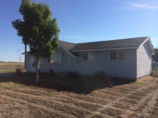 199 N 695 W, Blackfoot, ID 83221 - photo 1