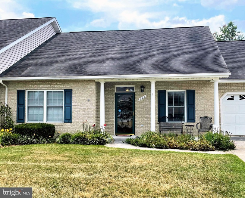 225 Lynn Dr, Stephens City, VA 22655 - photo 1