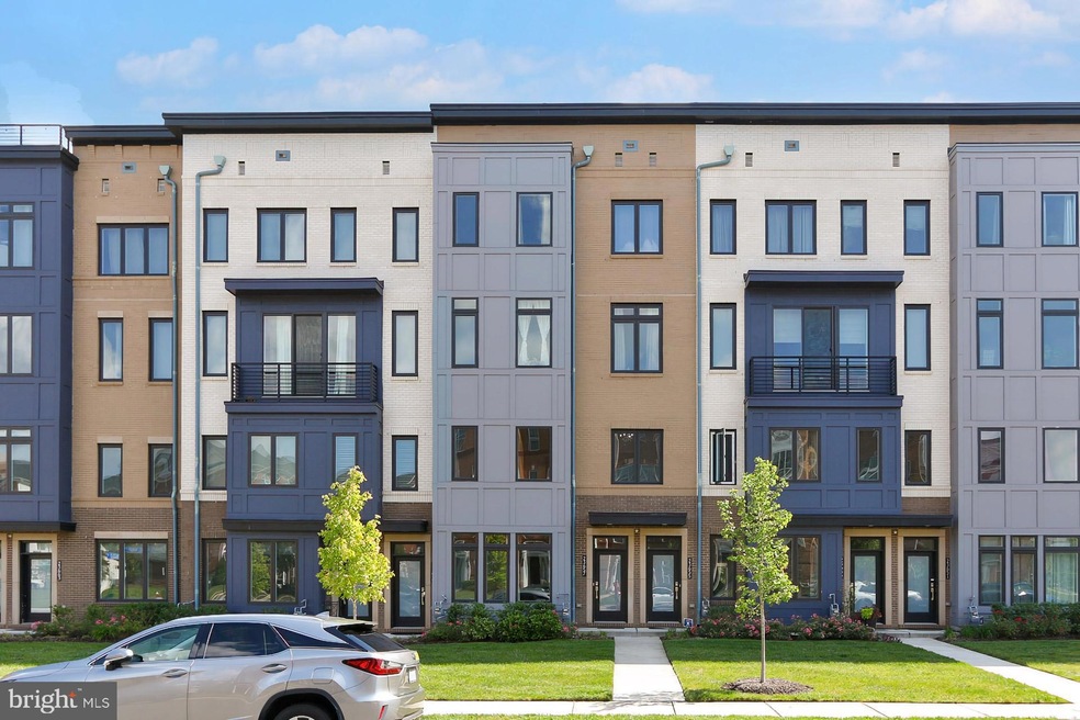 23657 Hopewell Manor Terrace, Ashburn, VA 20148 - photo 1