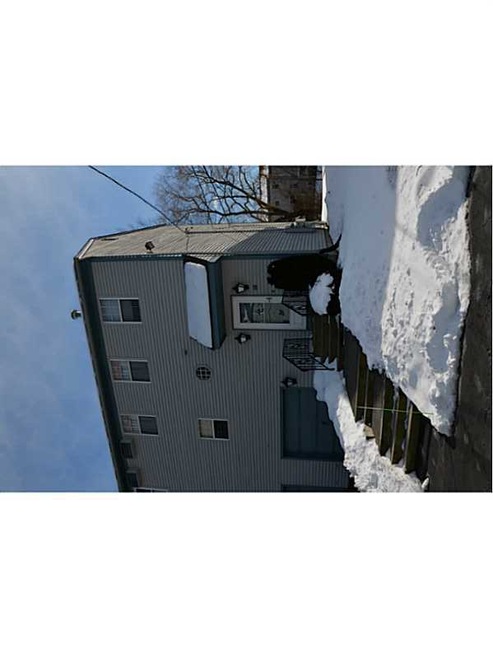 565 Quaker Ln unit 68, West Warwick, RI 02893 - photo 1