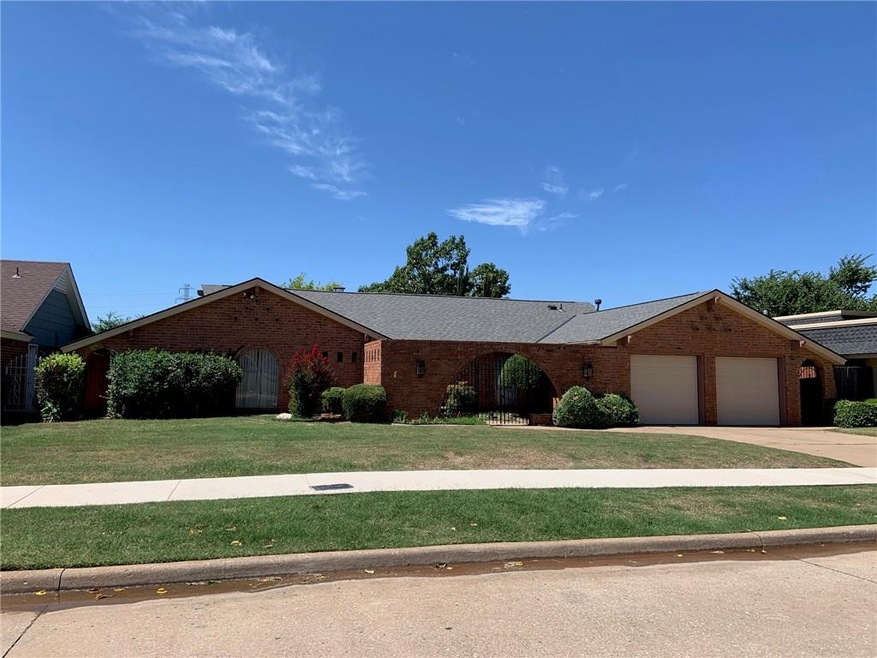 11613 N Miller Ave, Oklahoma City, OK 73120 - photo 1