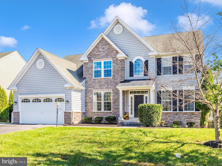 Under Contract $925,000