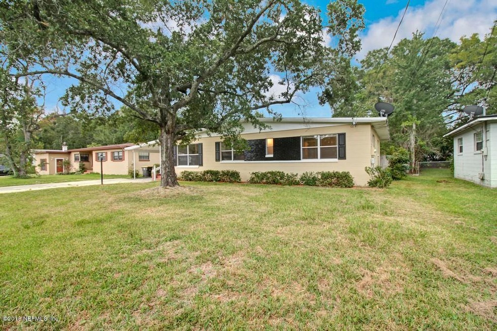 6532 Solandra Dr, Jacksonville, FL 32210 - photo 1