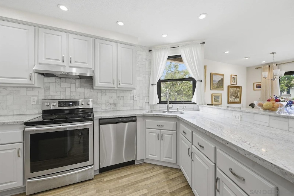 For Sale $798,000 • Co-Listing Agent