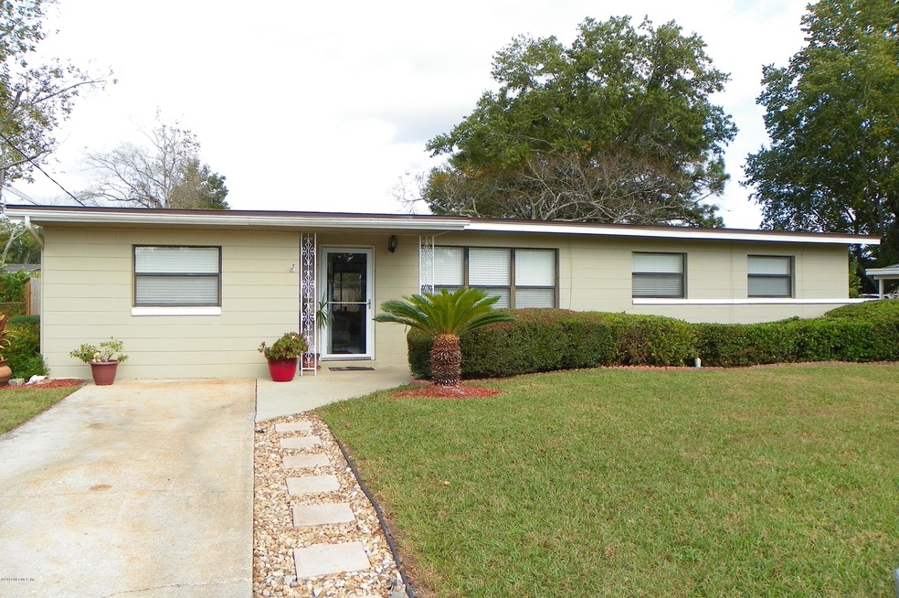 8079 Jacques Dr, Jacksonville, FL 32210 - photo 1