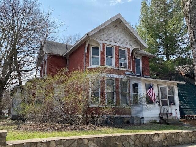 1308-10 State St #2