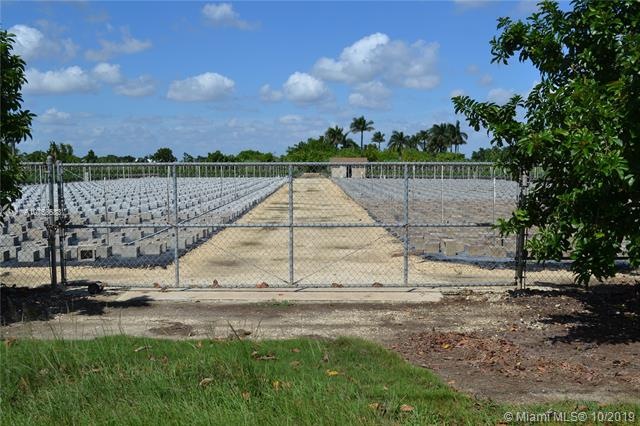 18801 SW 232nd St, Miami, FL 33170 - photo 1