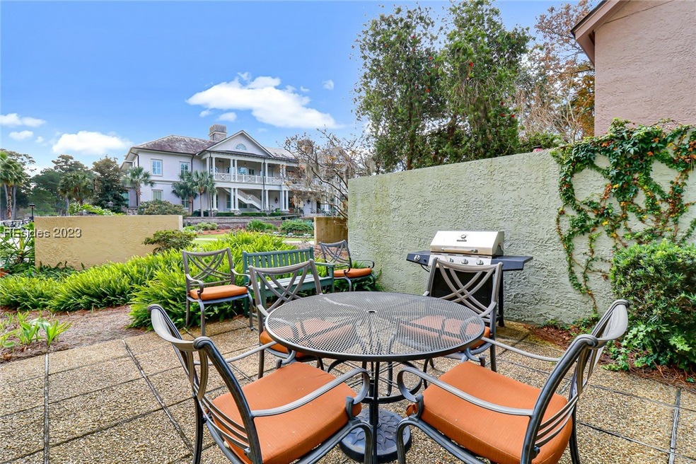 Back patio and grill overlooking the Harbour Town